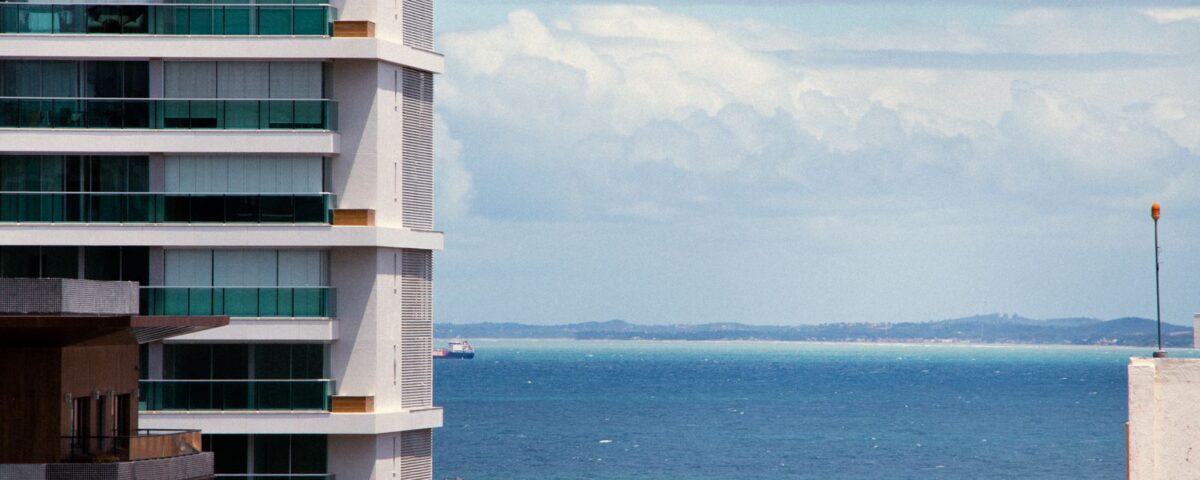 Aluguel de Temporada em Salvador: O Que Diz a Lei e Como Funciona
