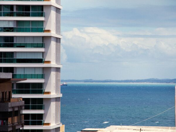 Aluguel de Temporada em Salvador: O Que Diz a Lei e Como Funciona